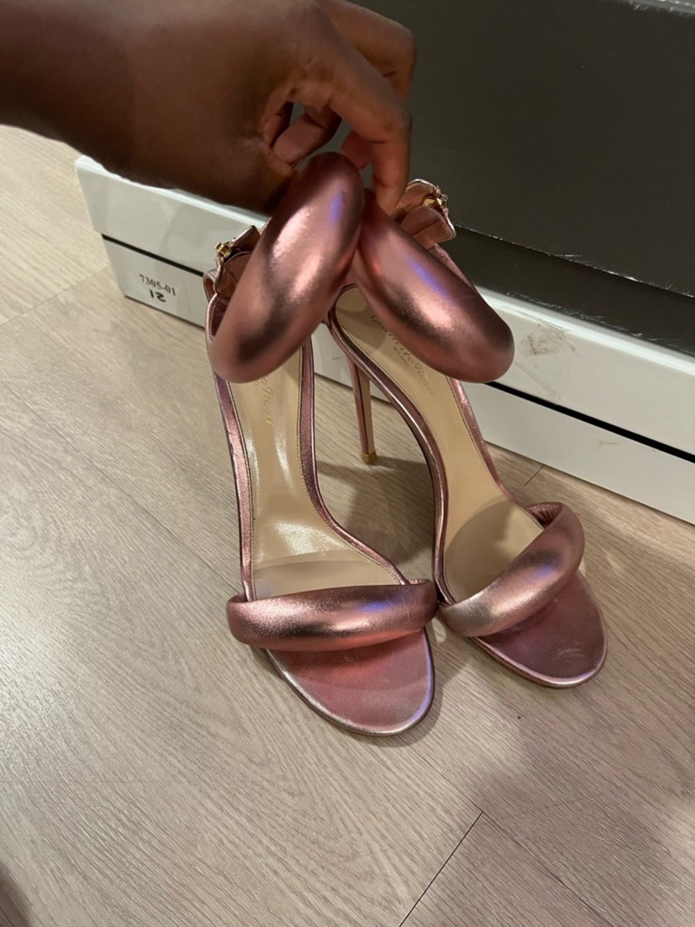 Gianvito Rossi Metallic Rose Pink Circular Accent Slingback Heels - Picture 8 of 8